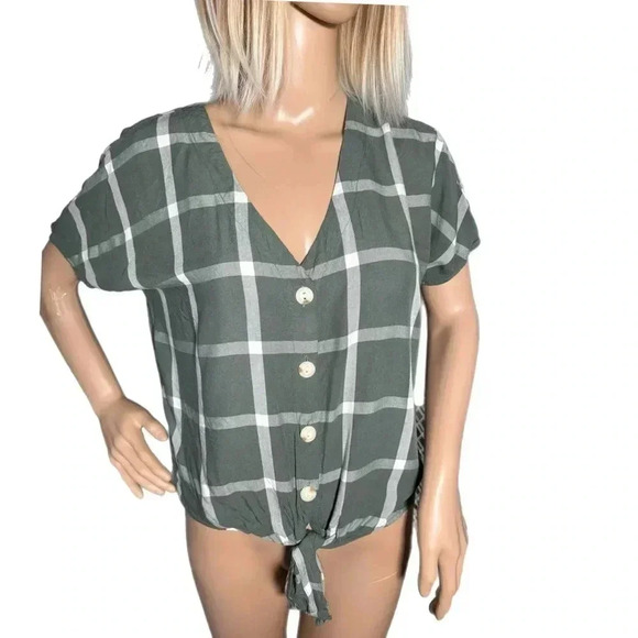 Universal Thread Sage Plaid Blouse Top Button Up Tie Hem Size Womens Small - Picture 3 of 11
